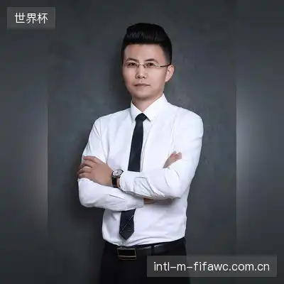 邓涵怡